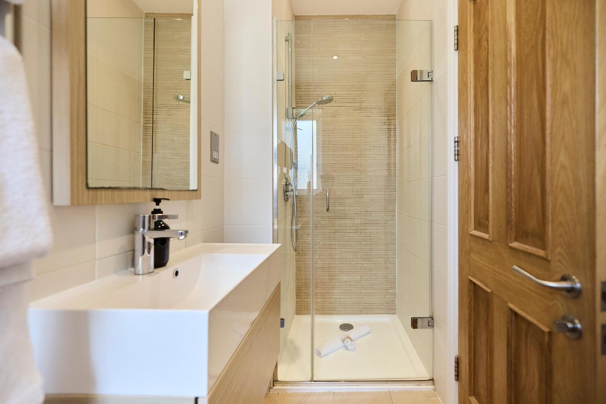 The Porchester Gardens - Modern & Bright 4Bdr With Garden And Parking Londra Esterno foto